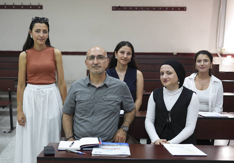 emekli askerin mesleki disiplini kendisini 52 yaşında fakülte birincisi yaptı